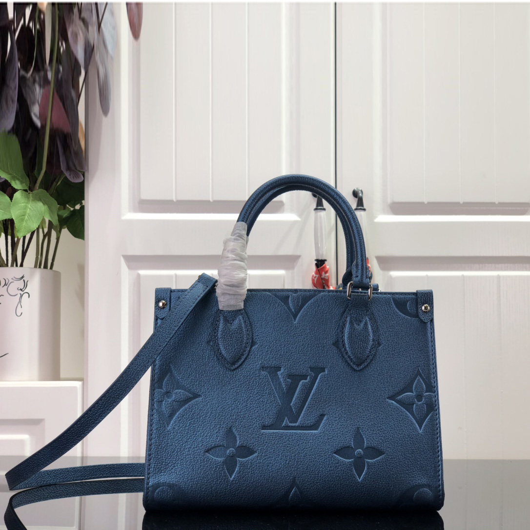 LOUIS VUITTON 루이비통 온더고 PM