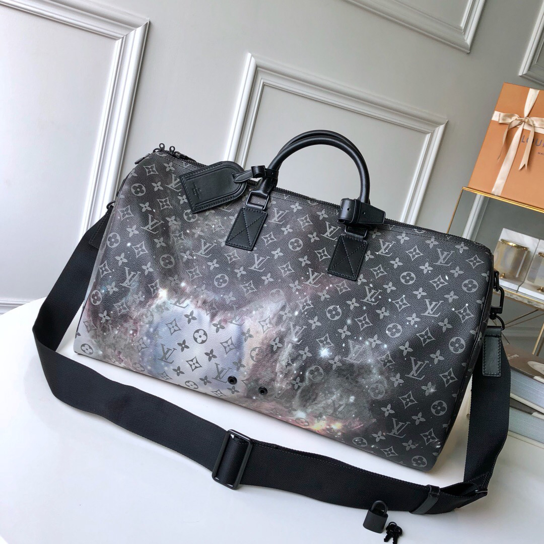 LOUIS VUITTON 루이비통 키폴 반둘리에 50