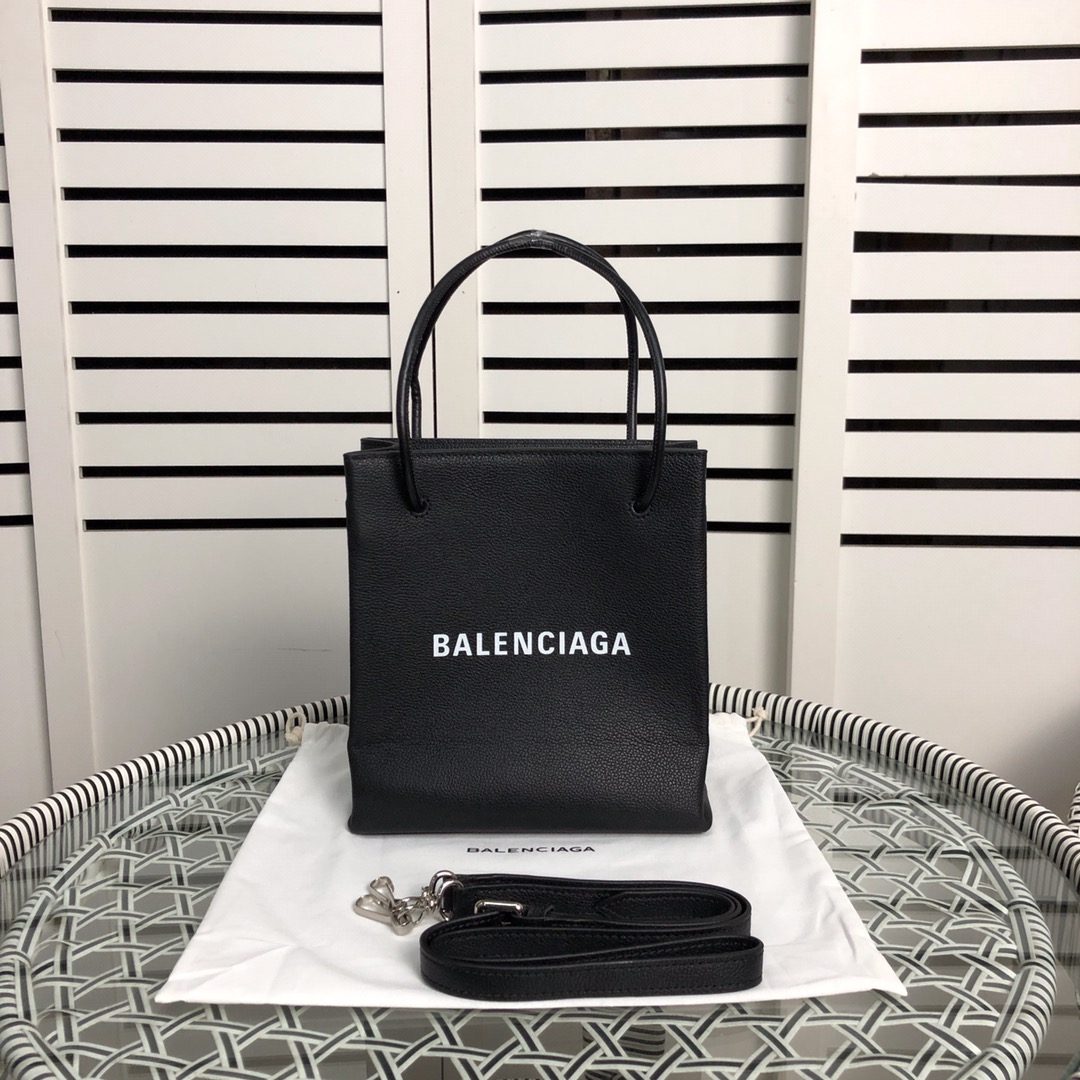 BALENCIAGA 발렌시아가 쇼핑백