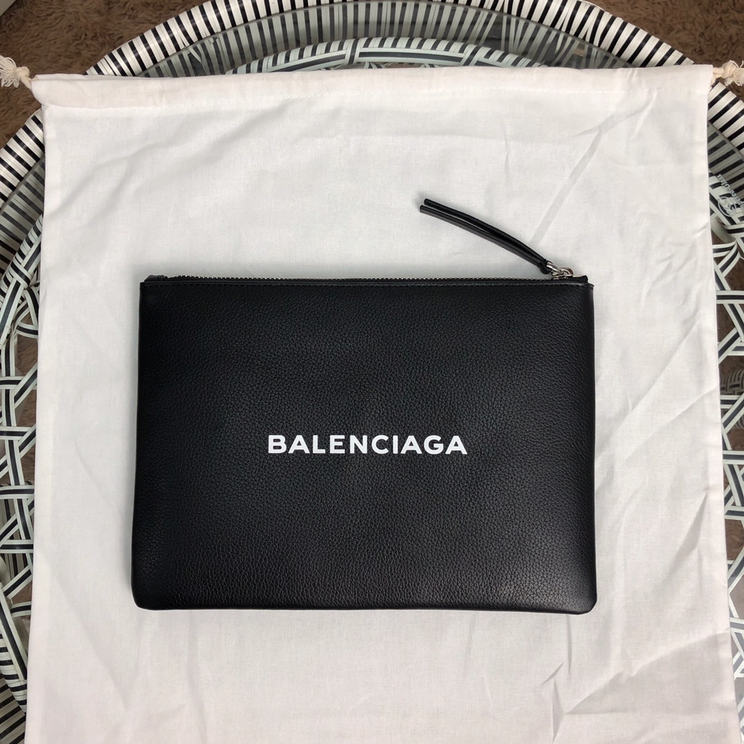 BALENCIAGA 발렌시아가 에브리데이 클러치백 (2사이즈)