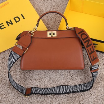 FENDI 펜디 피카부 아이씨유백