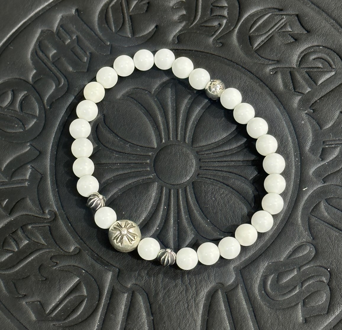 CHROME HEARTS 크롬하츠 화이트 아게이트 팔찌 #181225123