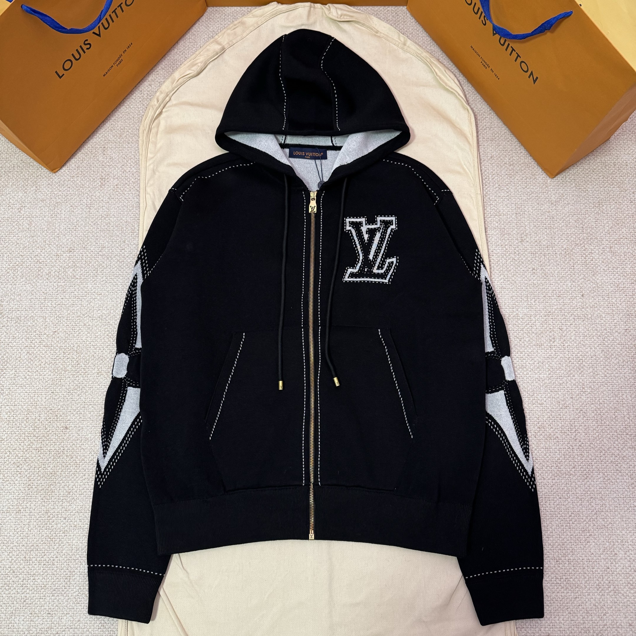 LOUIS VUITTON 루이비통 후드티 자켓 1AFXKU #1723616