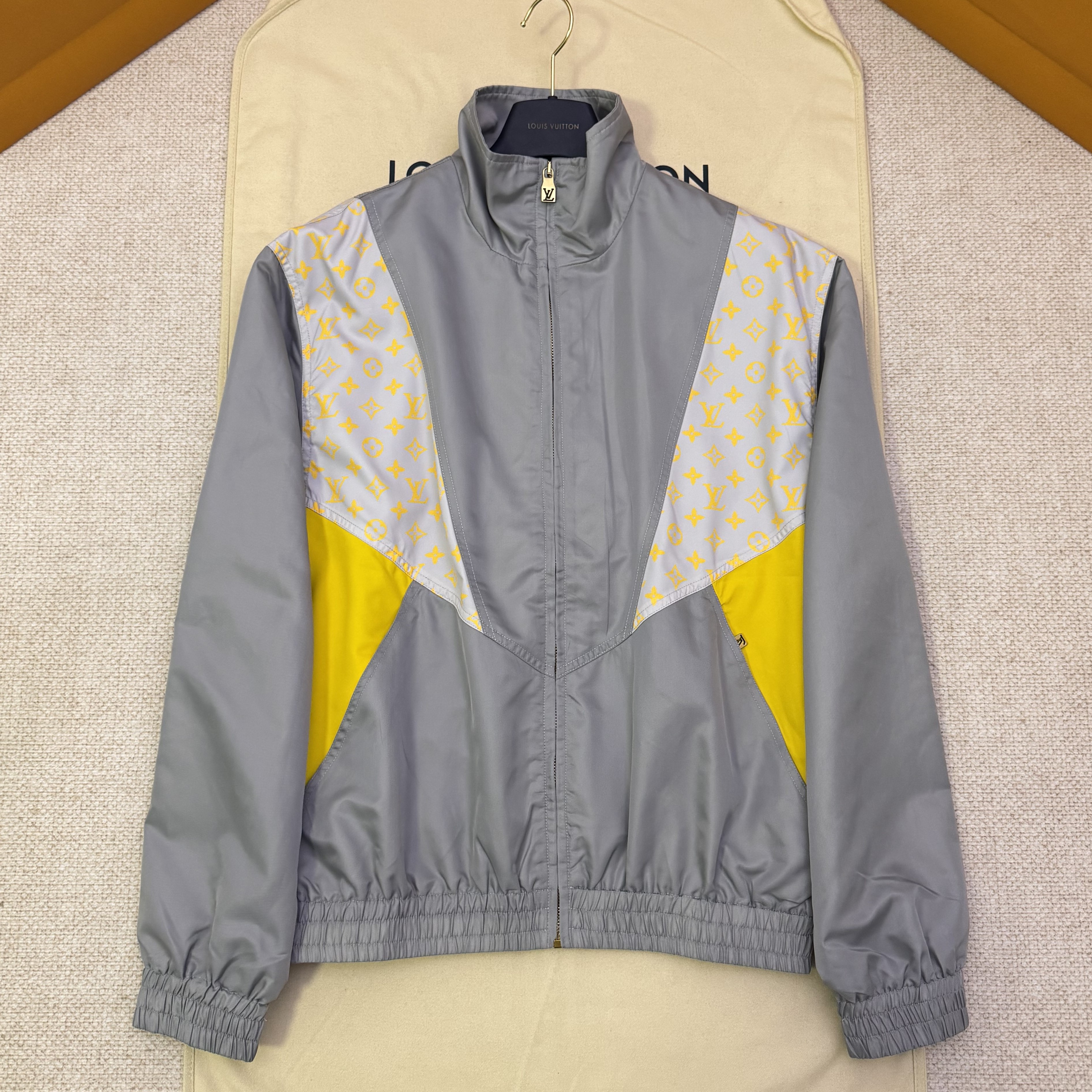 LOUIS VUITTON 루이비통 모노그램 스포츠셔츠 1AHV38 #16436114