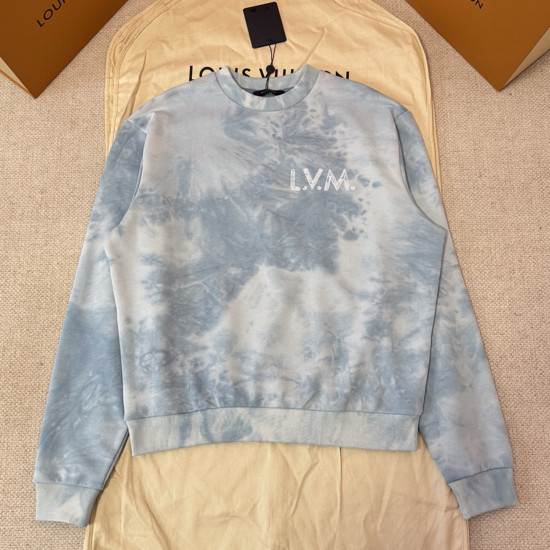 LOUIS VUITTON 루이비통 타이다이 스웨트셔츠 1AJUZY #17146123