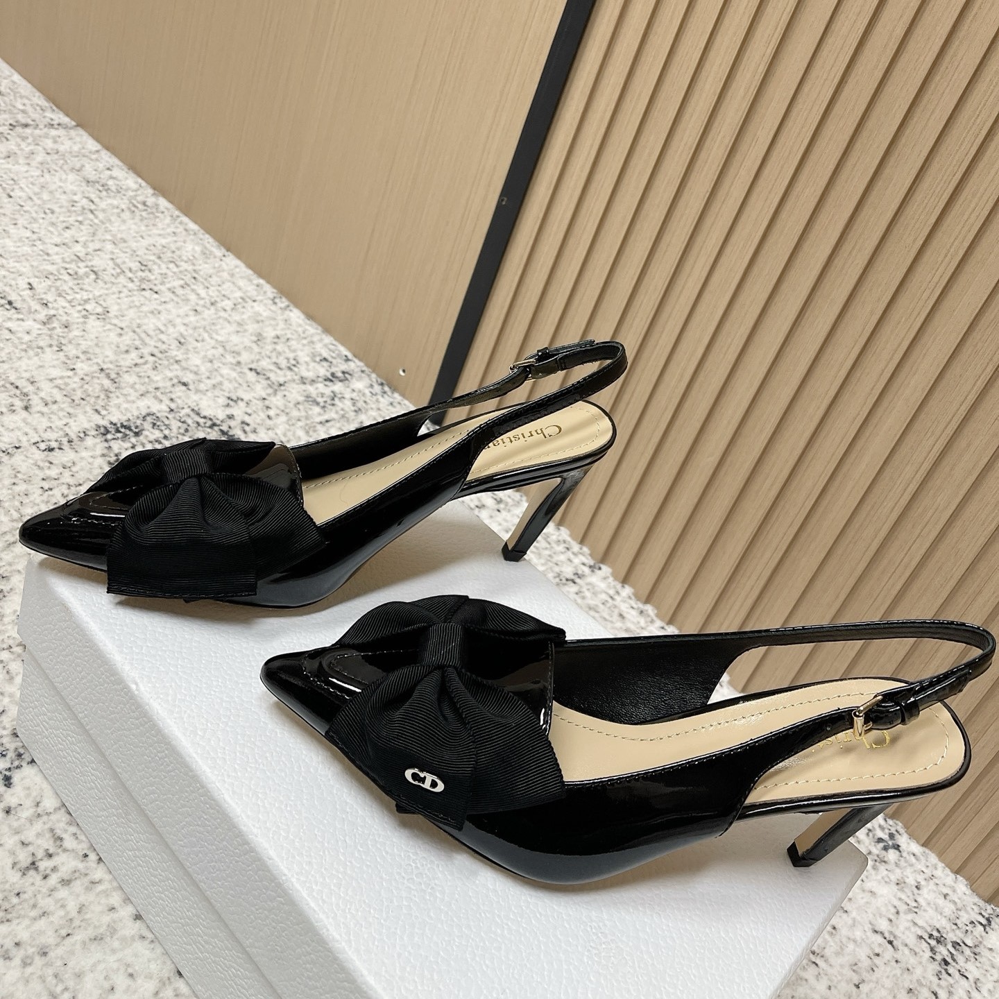 DIOR 디올 D-issimo 슬링백 펌프스 #1976123