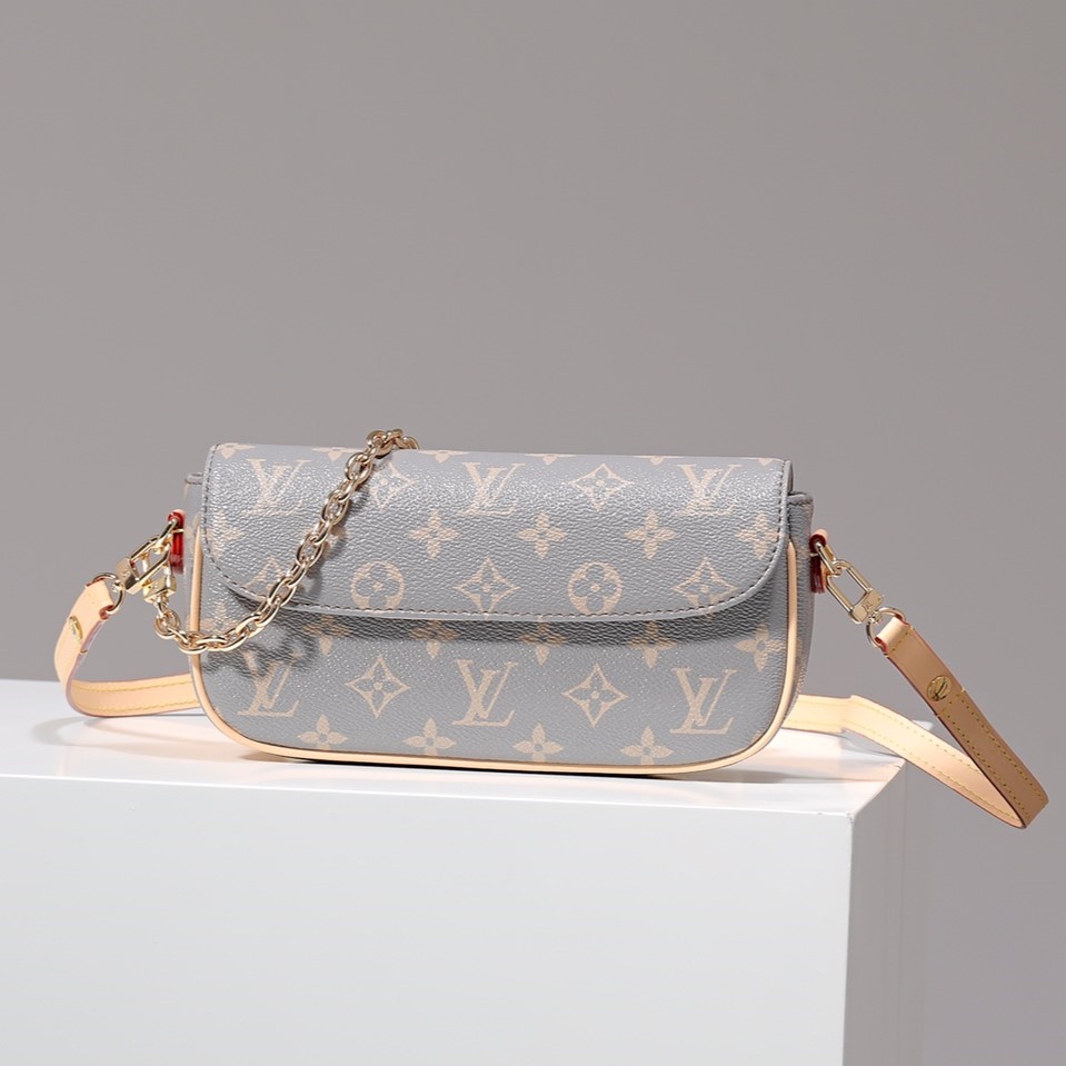 LOUIS VUITTON 루이비통 Wallet On Chain Ivy M12778 #22216127