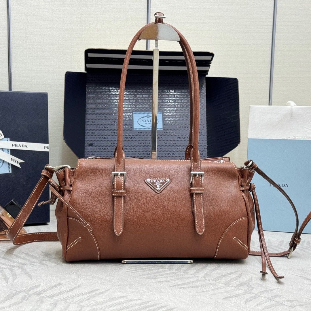 PRADA 프라다 가죽 숄더백 (3칼라) 1BG628