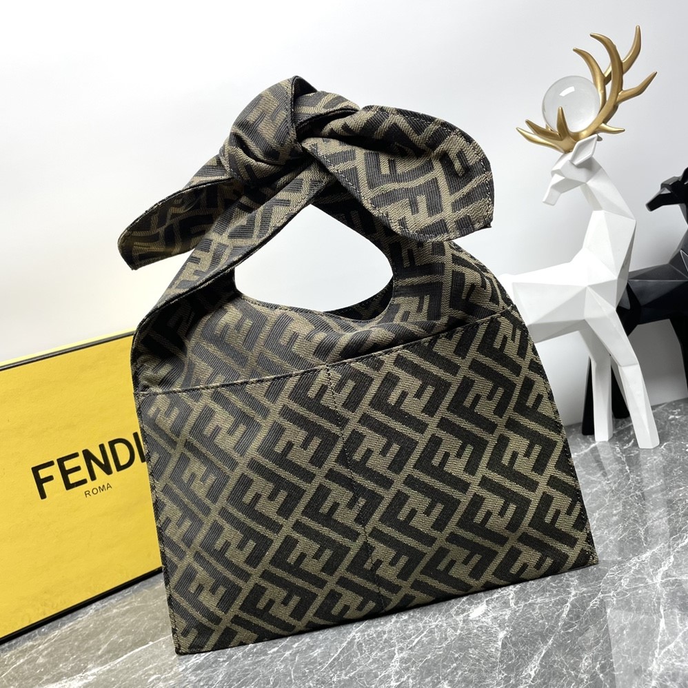 FENDI 펜디 #182621