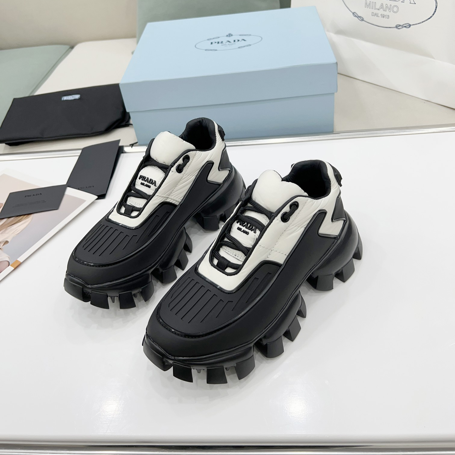 PRADA 프라다 클라우드버스트 썬더 스니커즈 #19160206