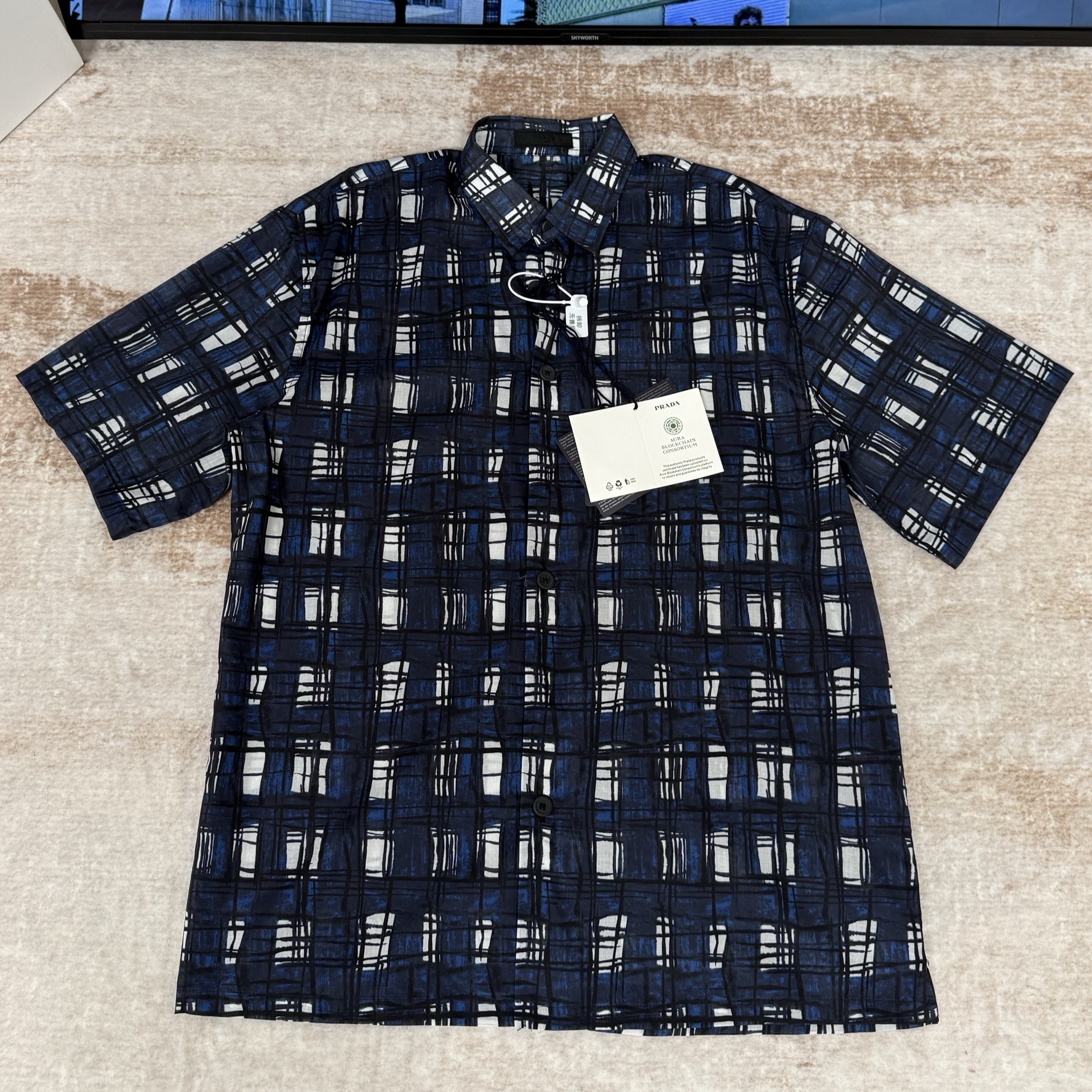 PRADA 프라다 쇼트 슬리브 기능성 코튼 셔츠 발틱 블루 #15226316