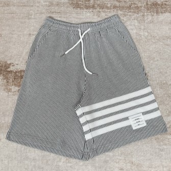 THOM BROWNE 톰브라운 4 바 스트라이프 시어서커 쇼츠 반바지 #19236325