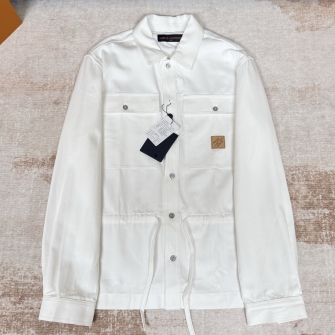 LOUIS VUITTON 루이비통 시그니처 자카드 오버셔츠 1AJUK2