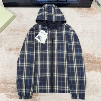 BURBERY 버버리 리버서블 체크 후드 재킷 뉴포트 (Reversible Check Hooded Jacket)