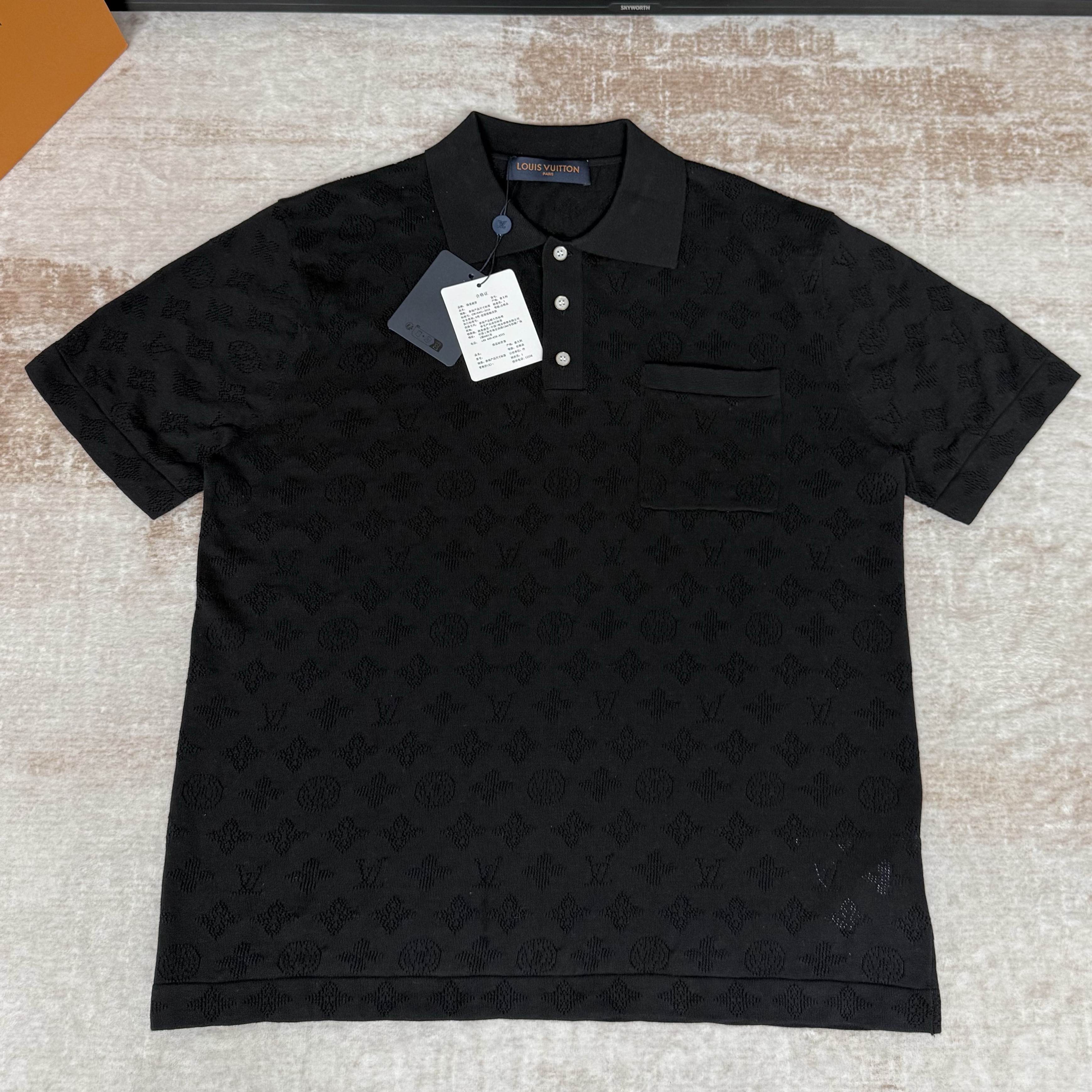 LOUIS VUITTON 루이비통 모노그램 자카드 니트 폴로 1AFR05