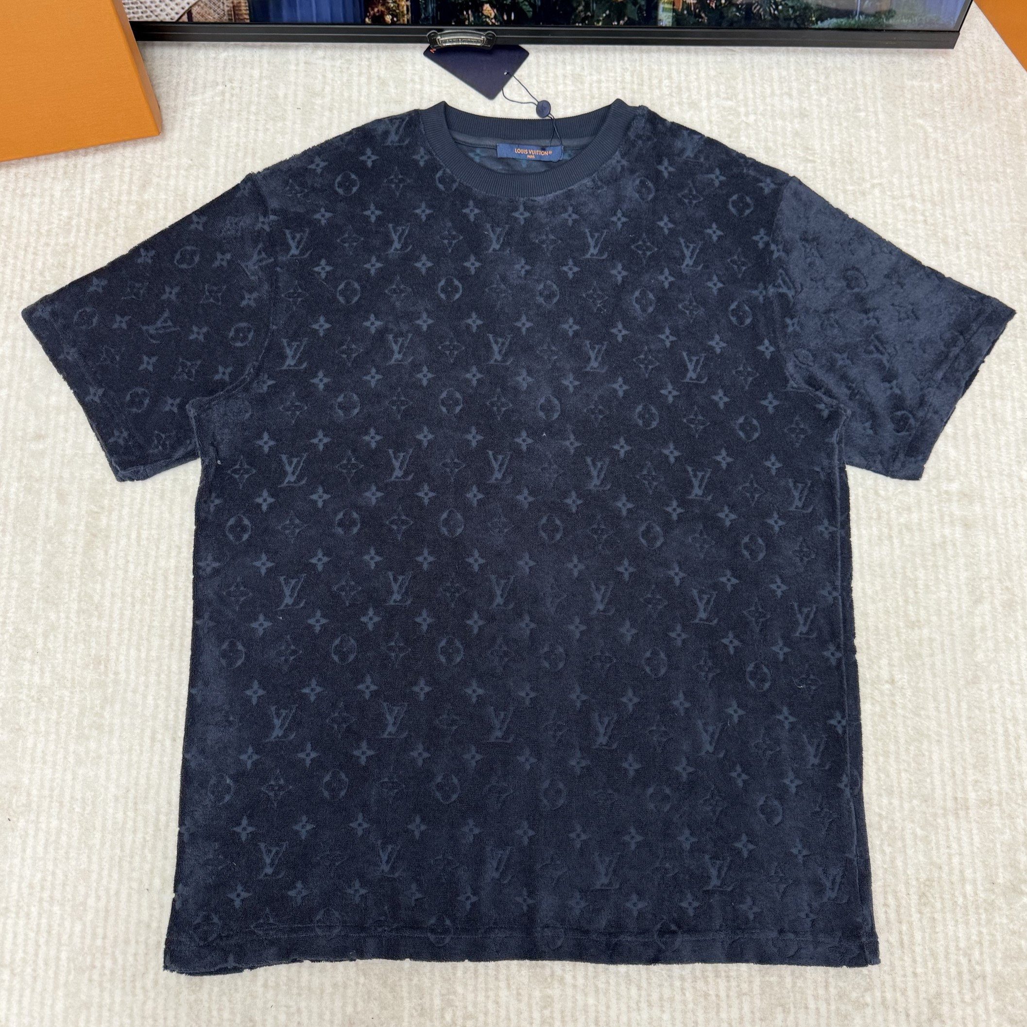 LOUIS VUITTON 루이비통 모노그램 프렌치 테리 티셔츠 1AHWBC