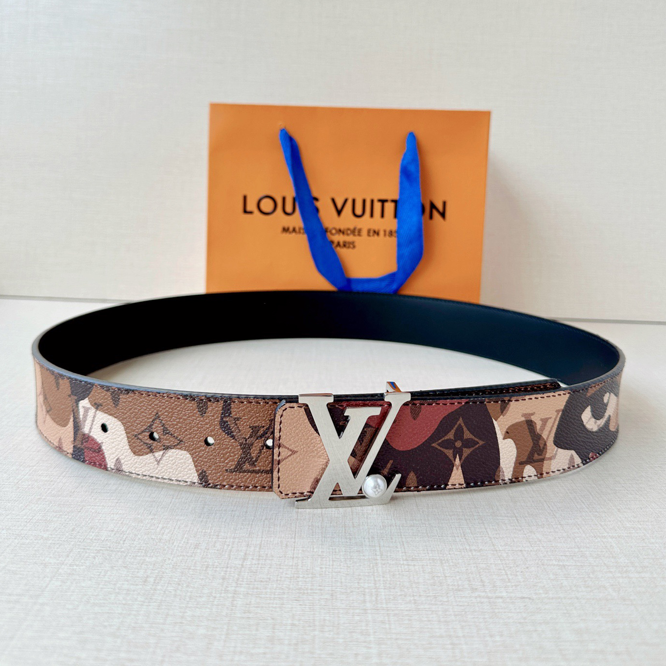 LOUIS VUITTON 루이비통 LLV 디멘션 모노그램 랜드스케이프 40mm 리버서블 벨트 M4394