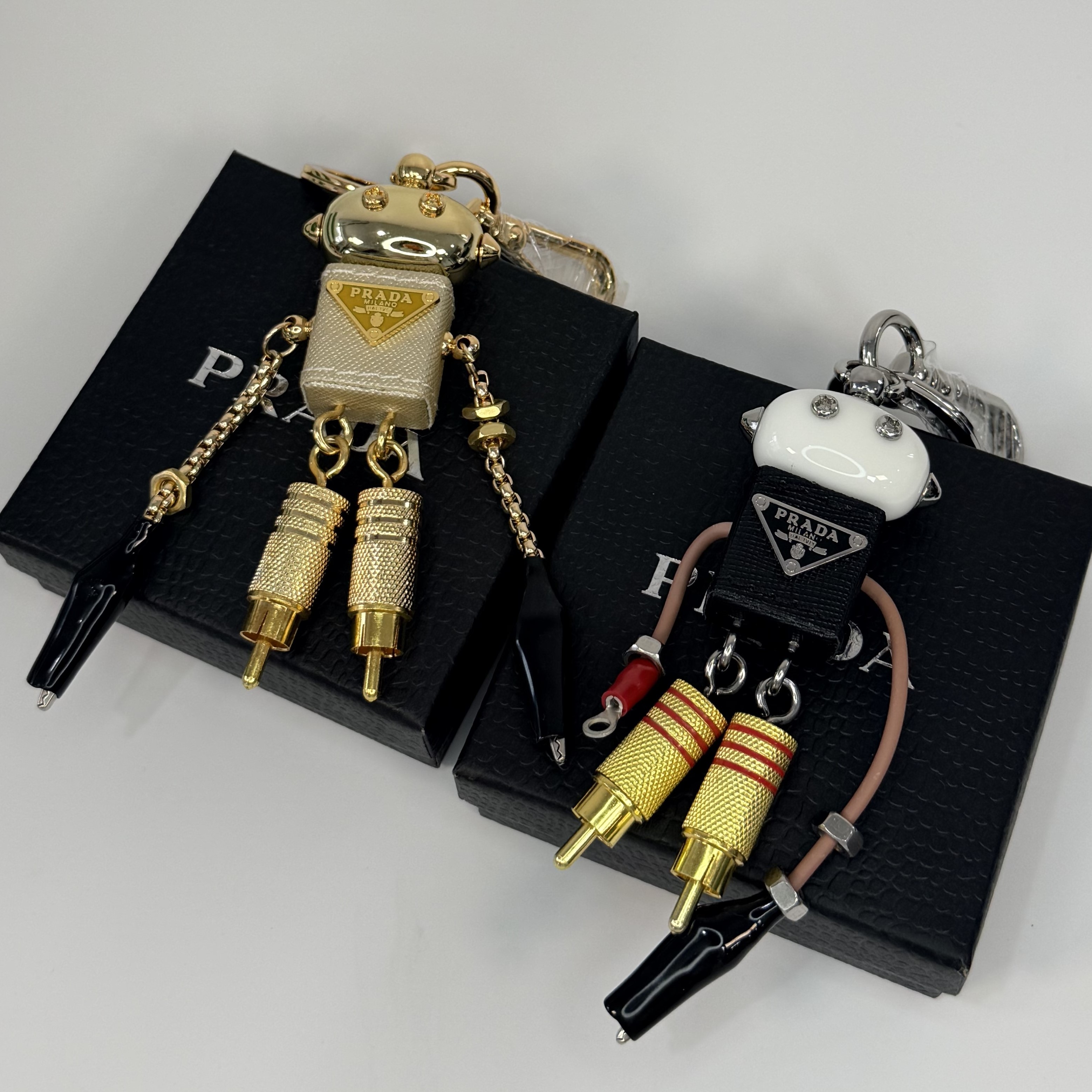 PRADA 프라다 에드워드 로봇 키링 / 백 참 (Prada Edward Robot Trick Keyring / Bag Charm)