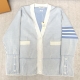 THOM BROWNE 톰브라운 시어서커 자카드 스트라이프 4바 브이넥 가디건 라이트 #17466728