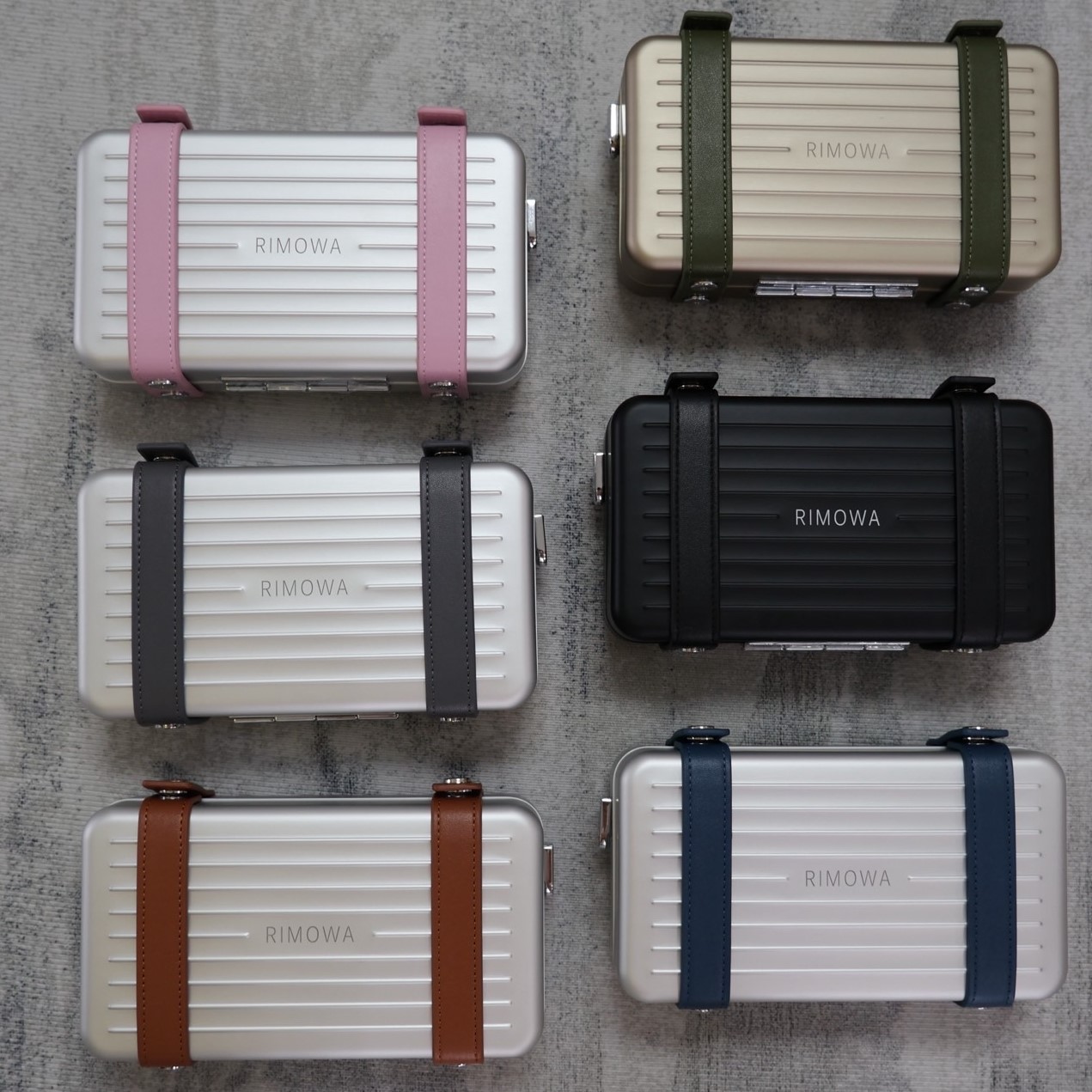 RIMOWA 리모와 퍼스널 알루미늄 크로스바디 백 실버 아틱 #16156730