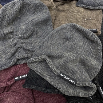 BALENCIAGA 발렌시아가 피어싱 니트 비니 #218683