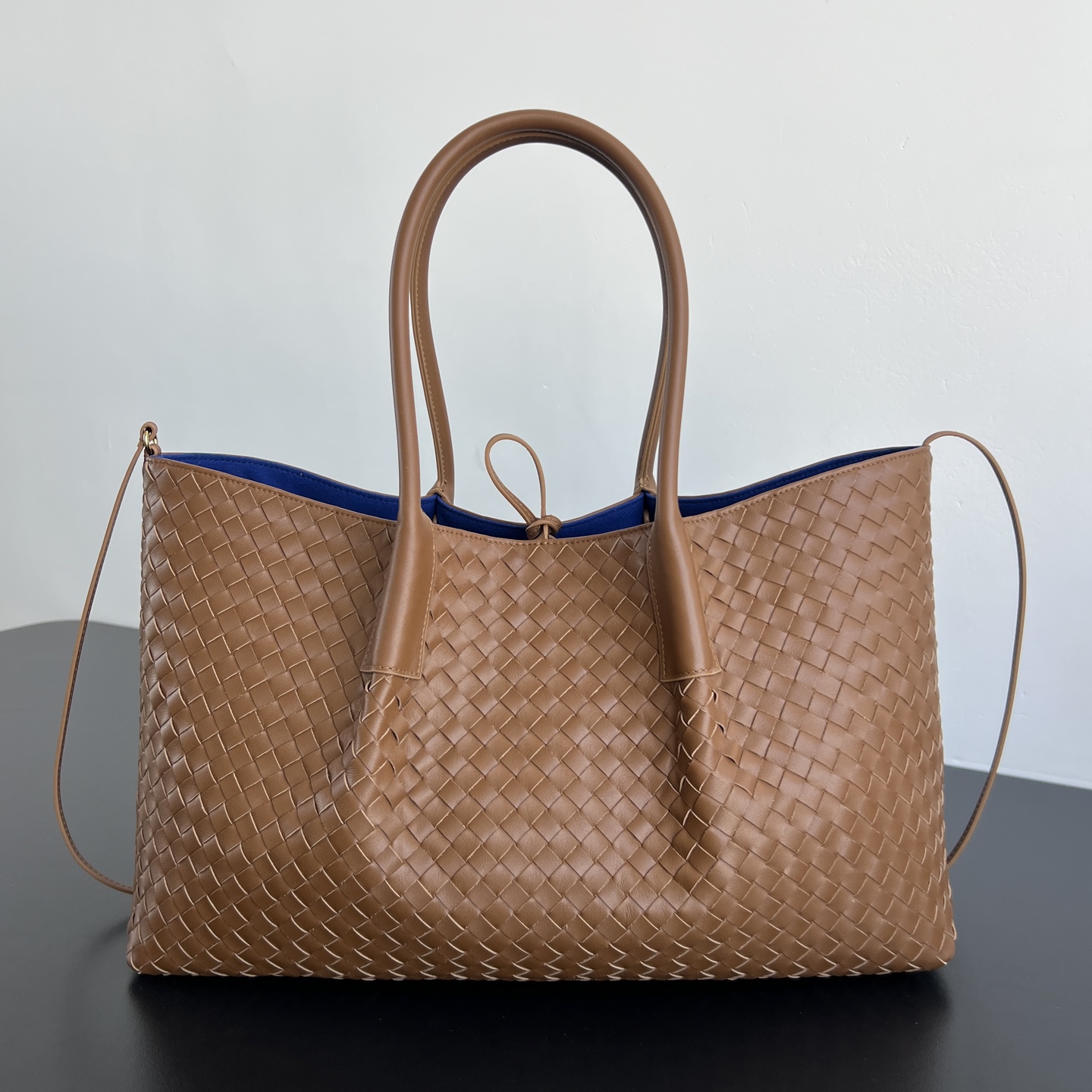 BOTTEGA VENETA 보테가베네타 피나코테카백 미듐 (12칼러) 817166