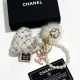 CHANEL 샤넬 CC 넘버5 하트 트위드 펄 에나멜 로고 키링 가방 참 화이트