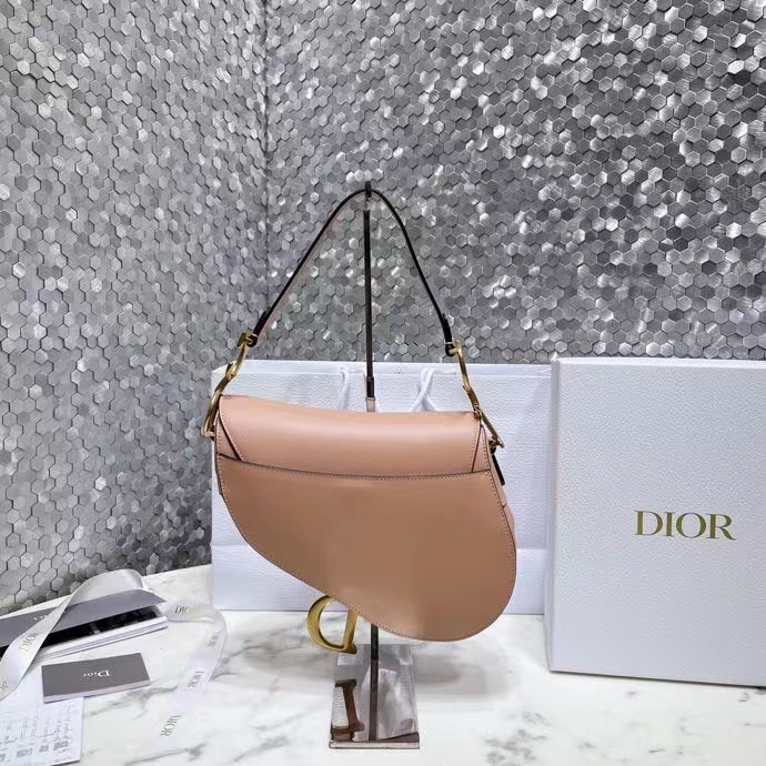 DIOR 디올