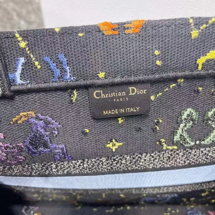 DIOR 디올