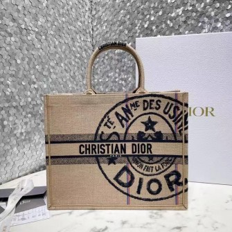 DIOR 디올