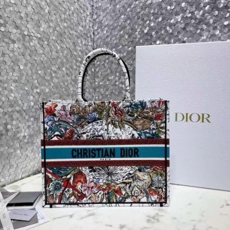 DIOR 디올