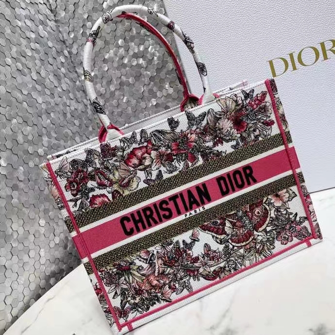 DIOR 디올