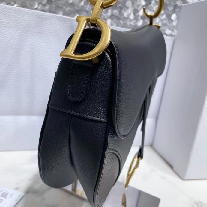 DIOR 디올