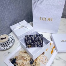 DIOR 디올