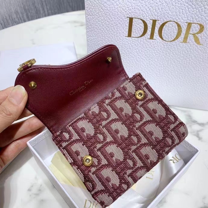 DIOR 디올