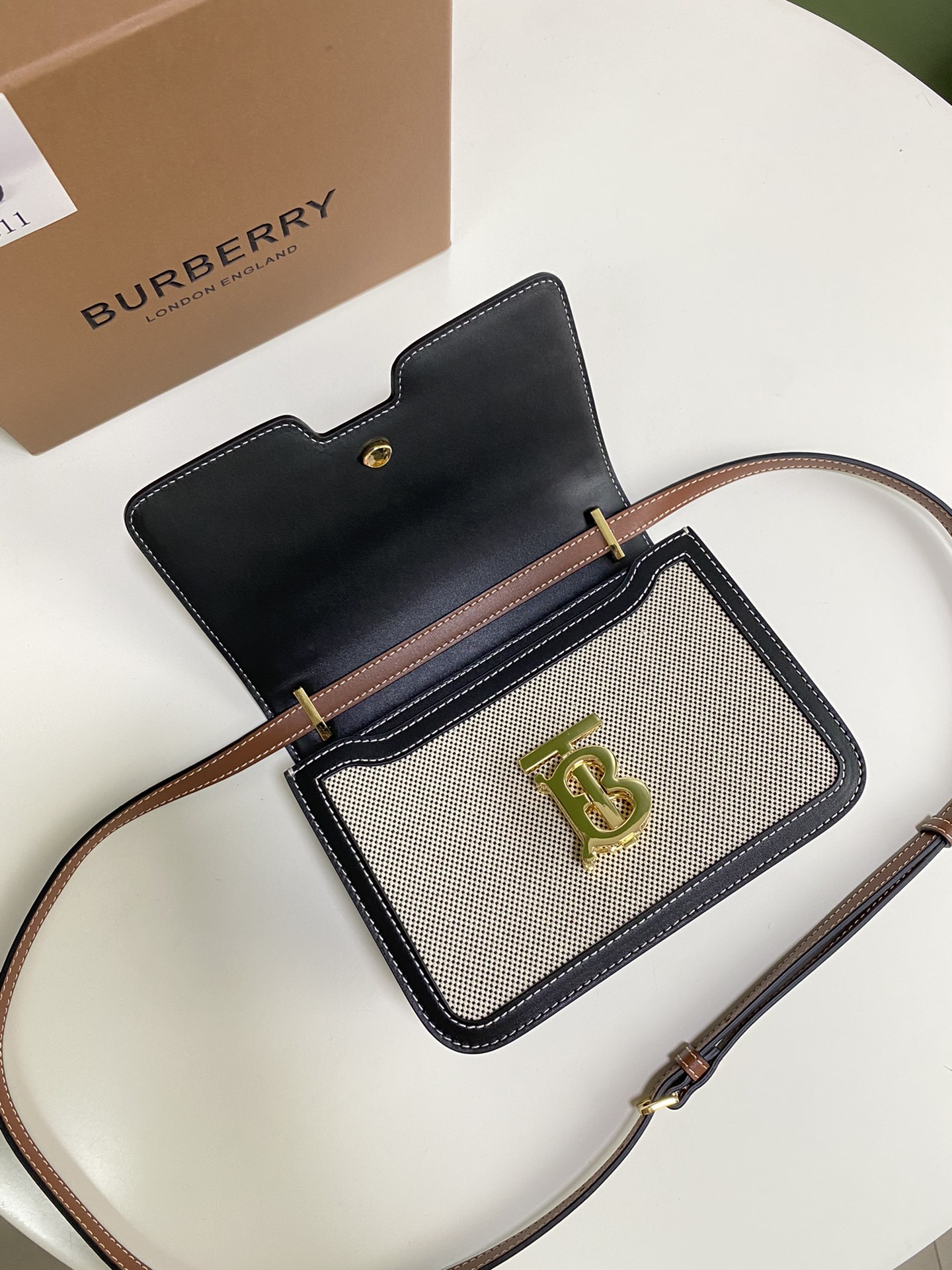 버버리[BURBERRY]