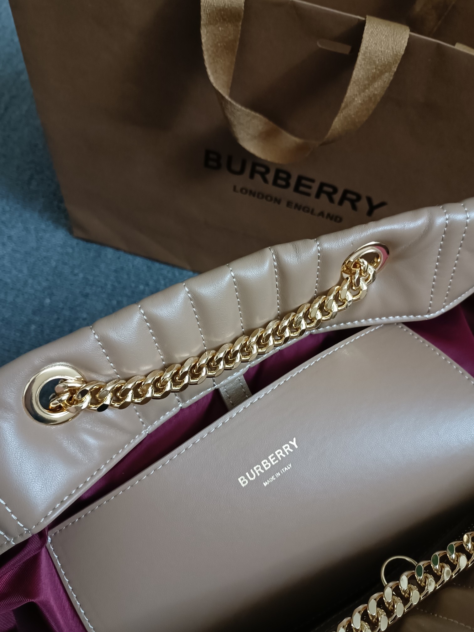 버버리[BURBERRY]