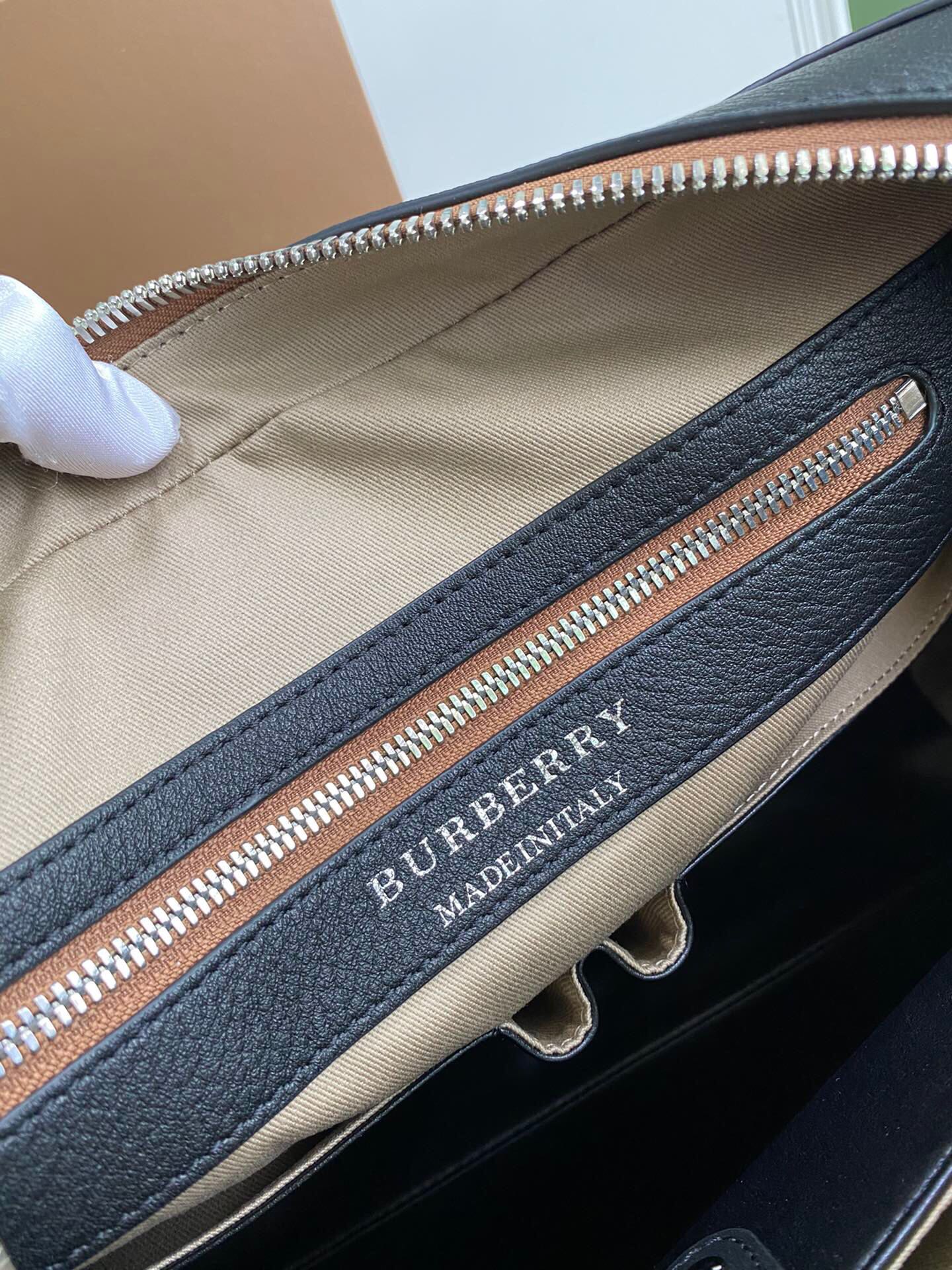 버버리[BURBERRY]