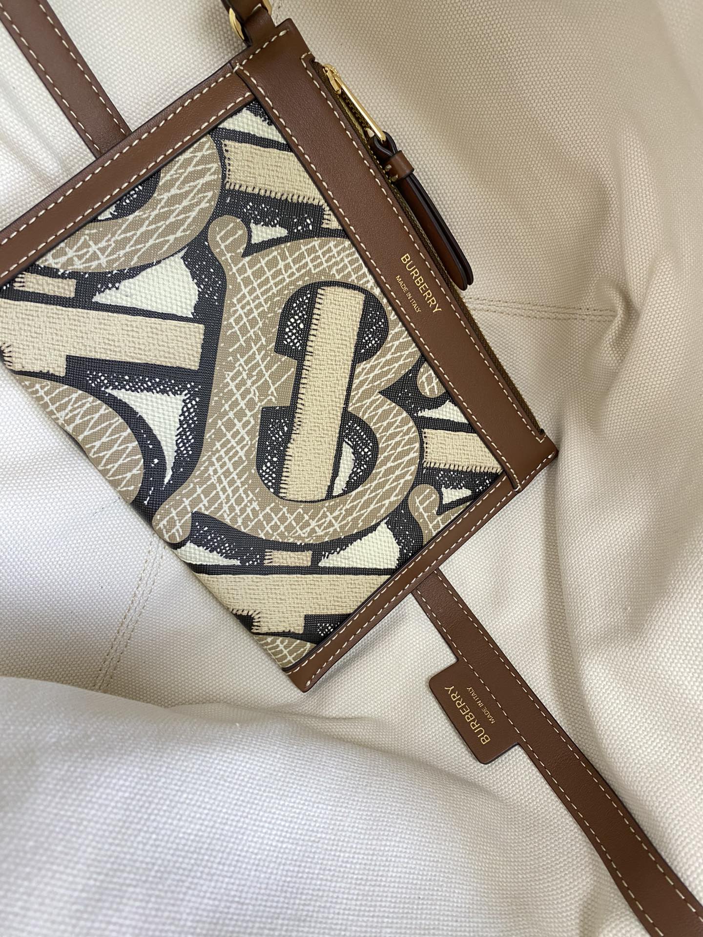 버버리[BURBERRY]