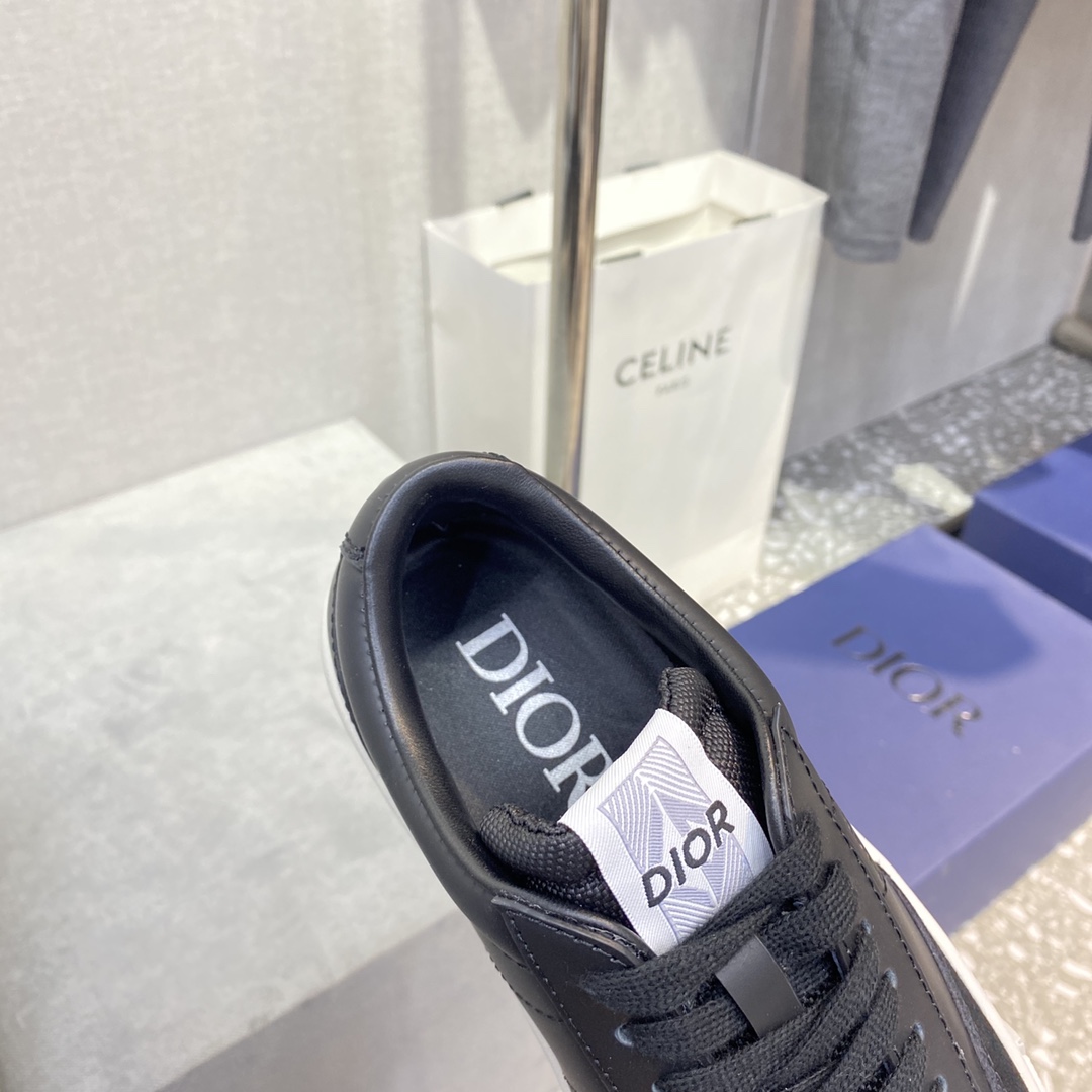 디올 [DIOR]