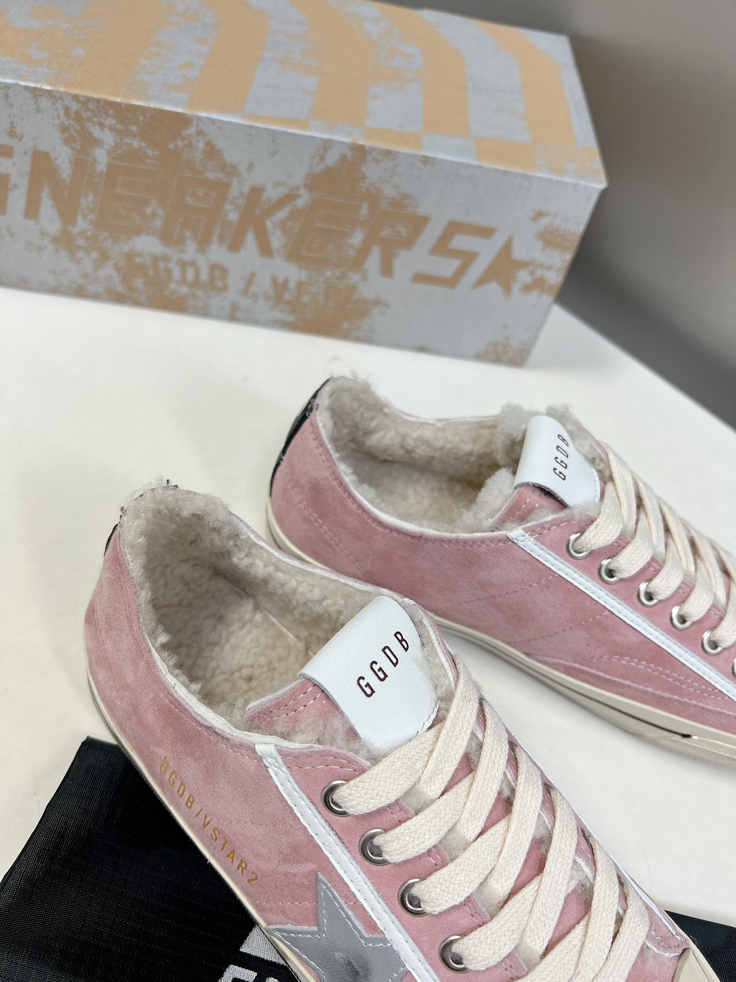 골든구스 [GOLDEN GOOSE]