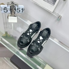 발렌티노 [VALENTINO]