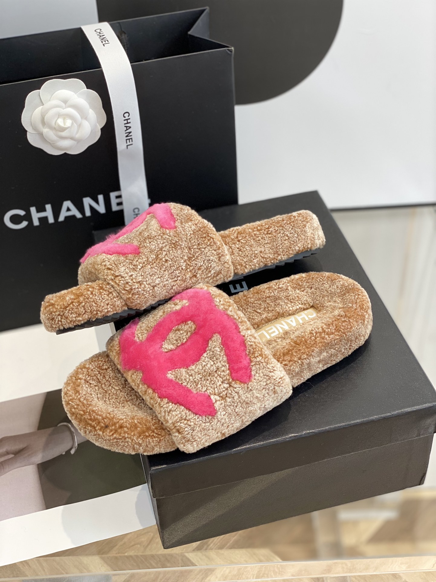 샤넬 [CHANEL]