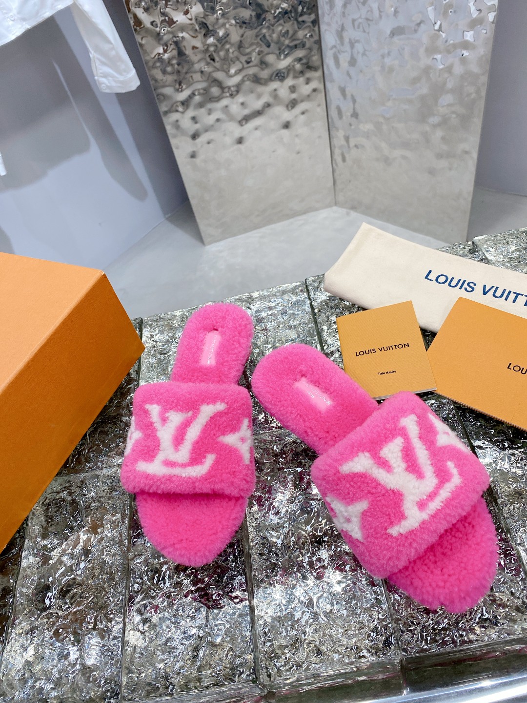 루이비통 [LOUIS VUITTON]