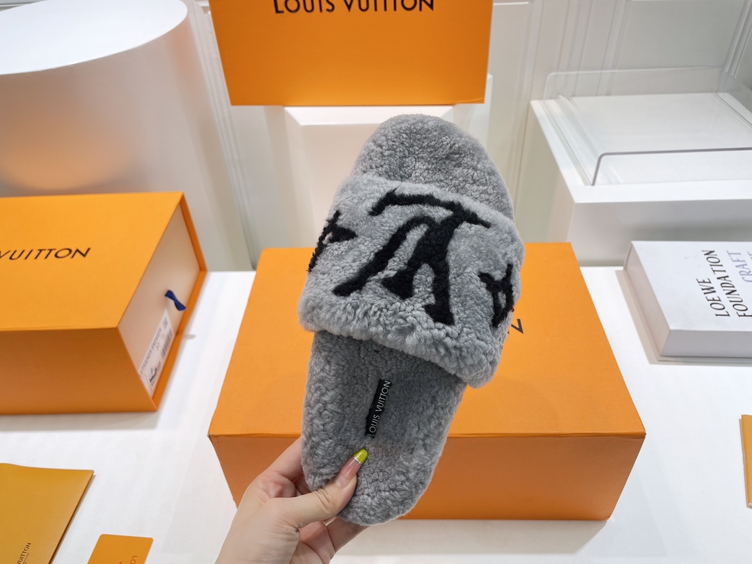 루이비통 [LOUIS VUITTON]