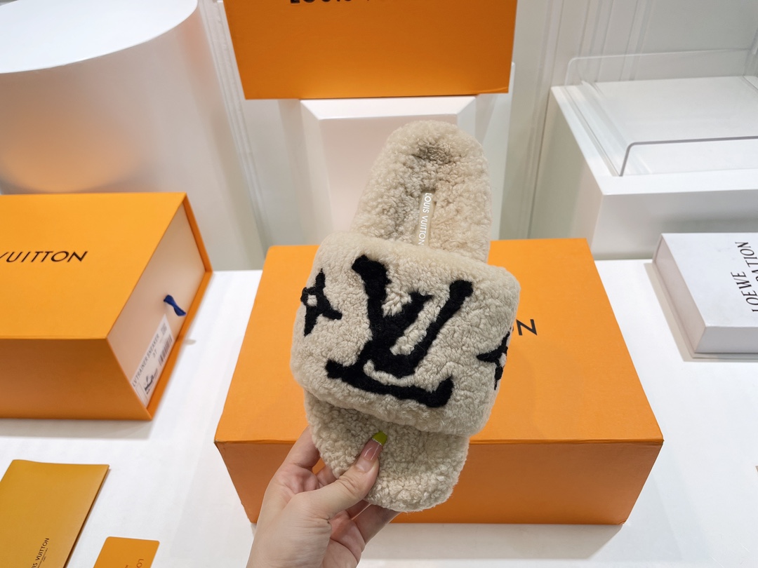 루이비통 [LOUIS VUITTON]