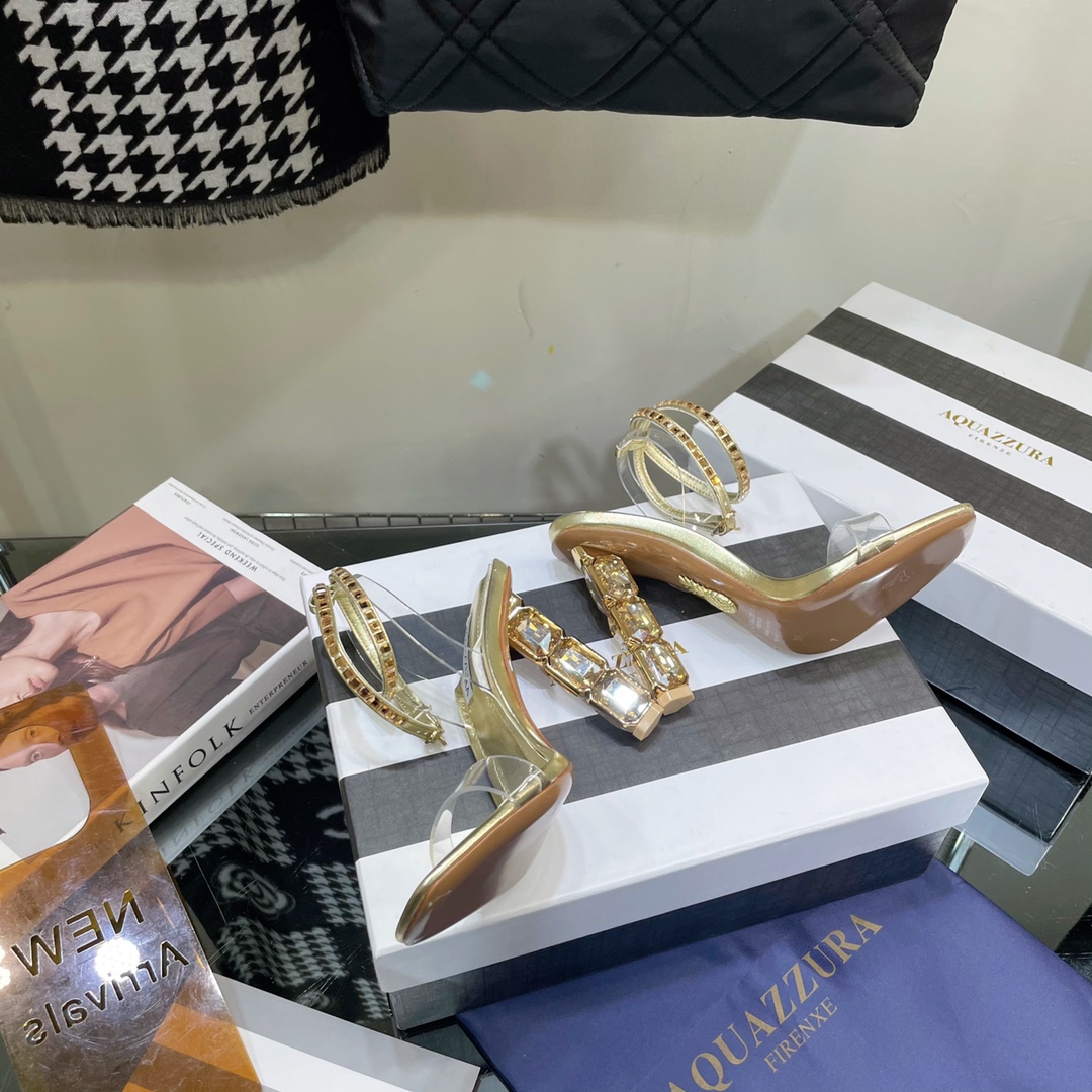 AQUAZZURA