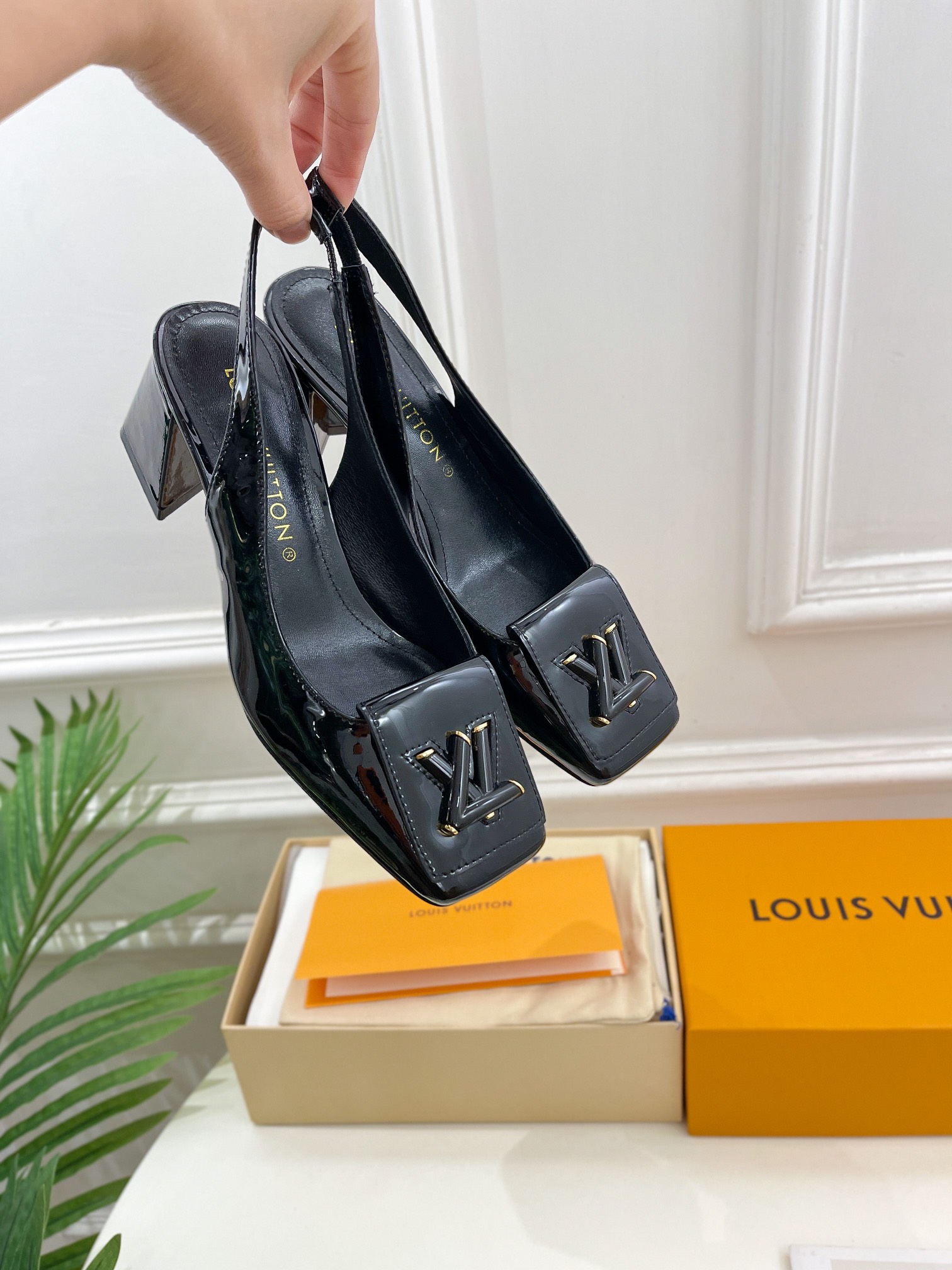 루이비통 [LOUIS VUITTON]