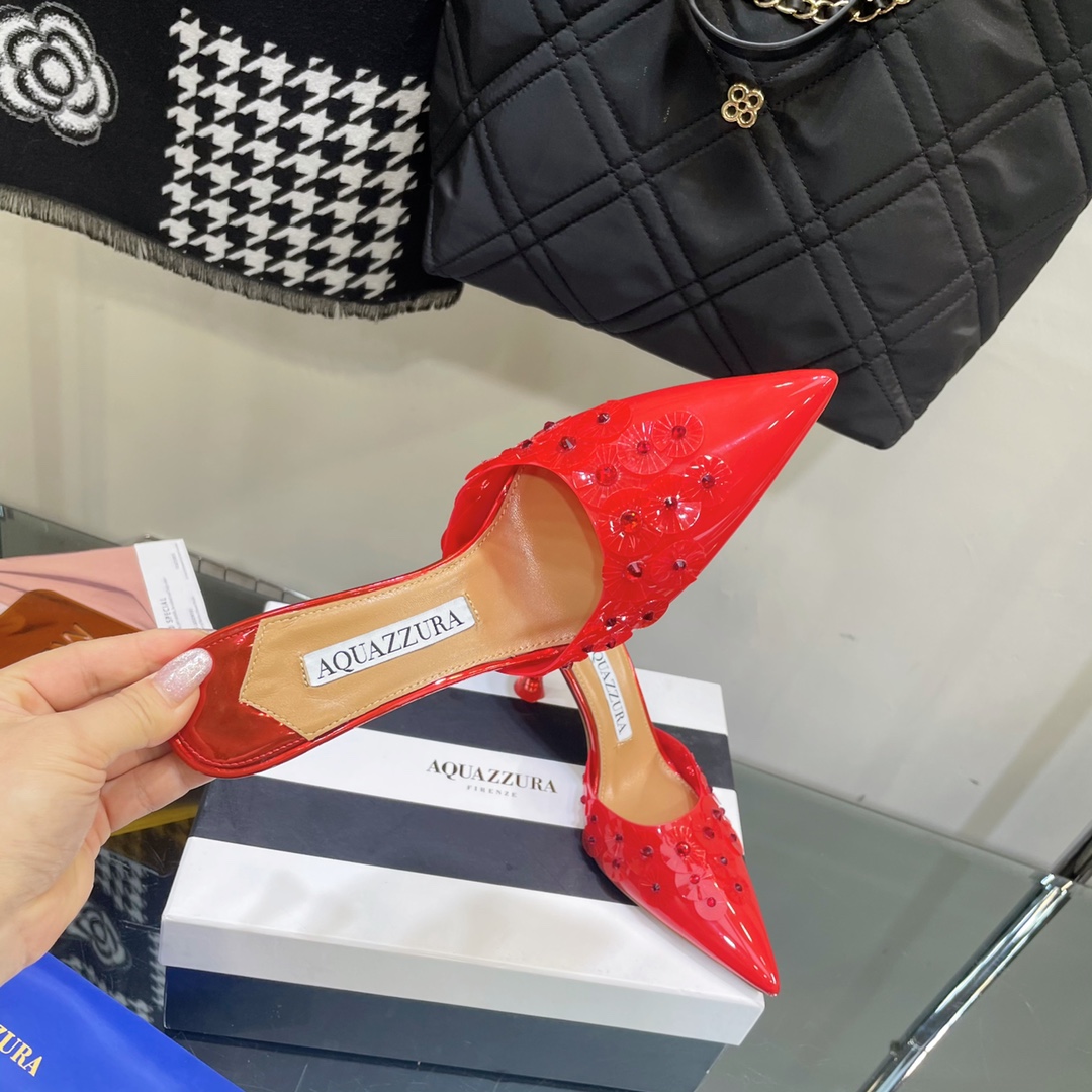 AQUAZZURA