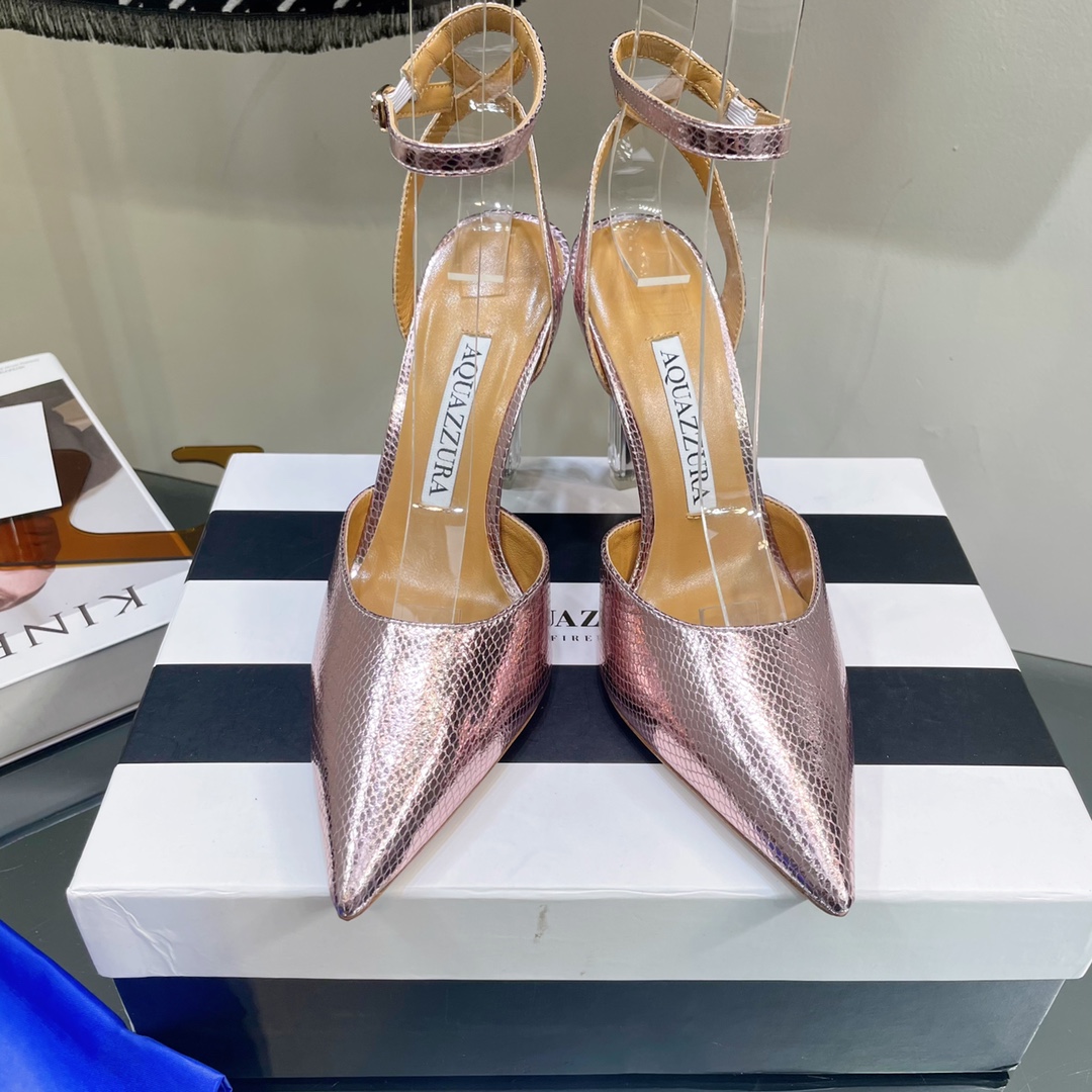 AQUAZZURA